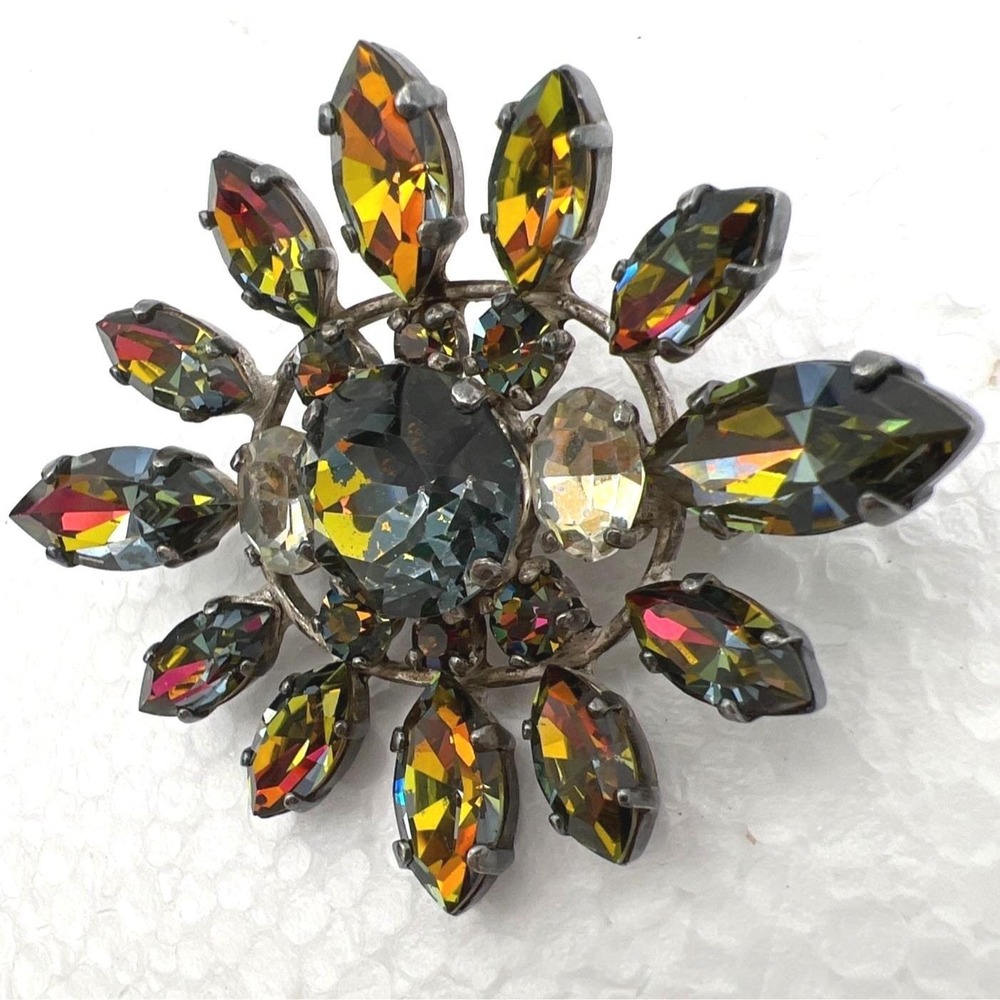 Vintage  Watermelon Rhinestone Brooch Pin Faceted‎ Sunburst Silver Tone